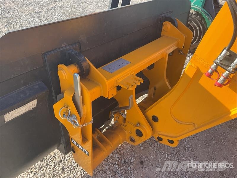 JCB 530-70 伸縮臂操作車