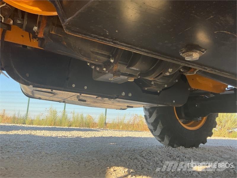 JCB 530-70 伸縮臂操作車