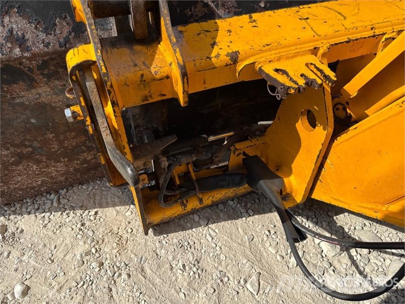 JCB 531-70 مناولات متداخلة