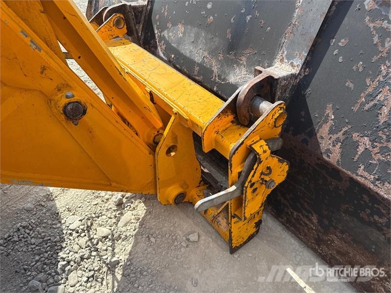 JCB 531-70 مناولات متداخلة