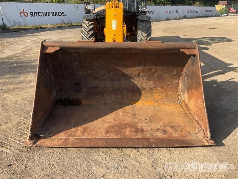 JCB 531-70 Teleskopiskie manipulatori