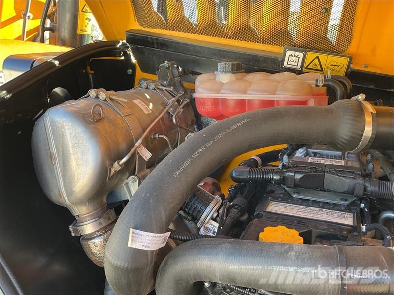 JCB 531-70 テレスコーピックハンドラー