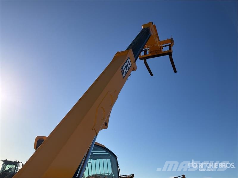 JCB 531-70 テレスコーピックハンドラー