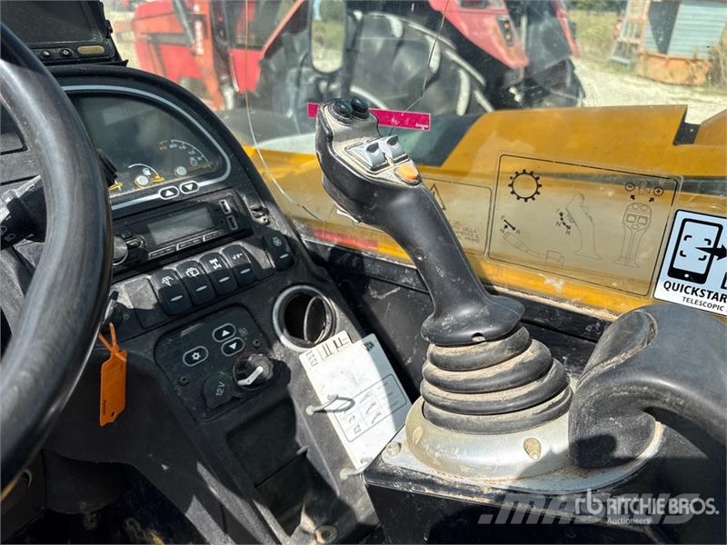 JCB 531-70 مناولات متداخلة