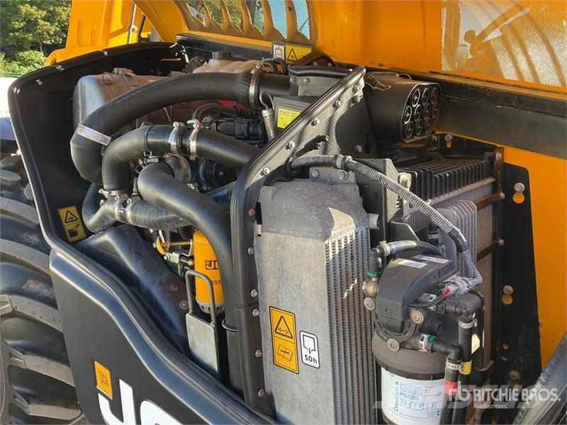 JCB 531-70 テレスコーピックハンドラー