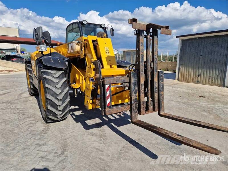 JCB 531-70 Agri Telehandler 伸縮臂操作車