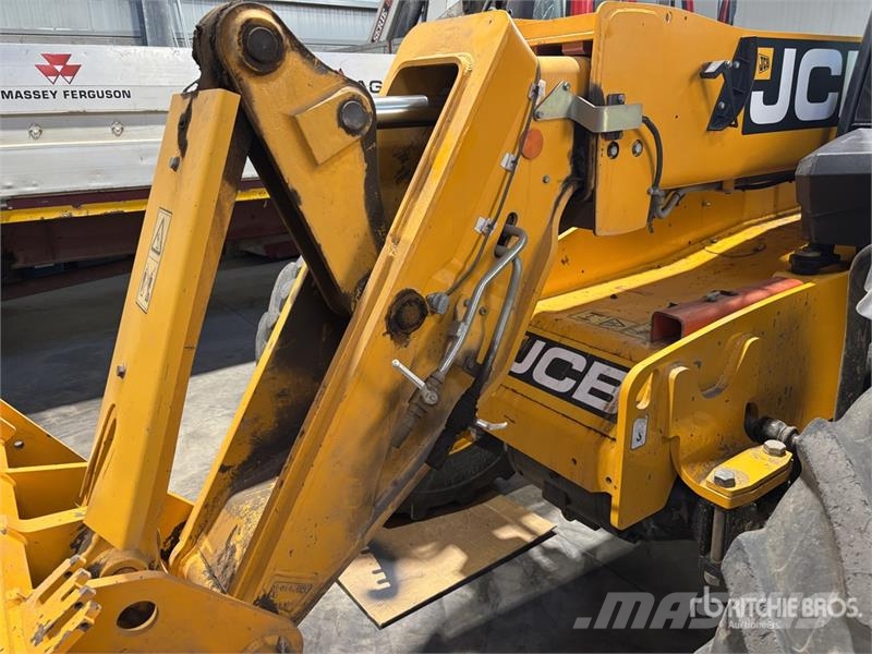 JCB 531-70 Agri Telehandler مناولات متداخلة