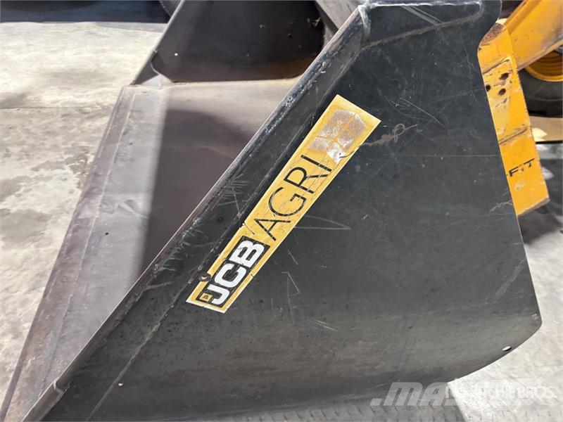 JCB 531-70 Agri Telehandler مناولات متداخلة