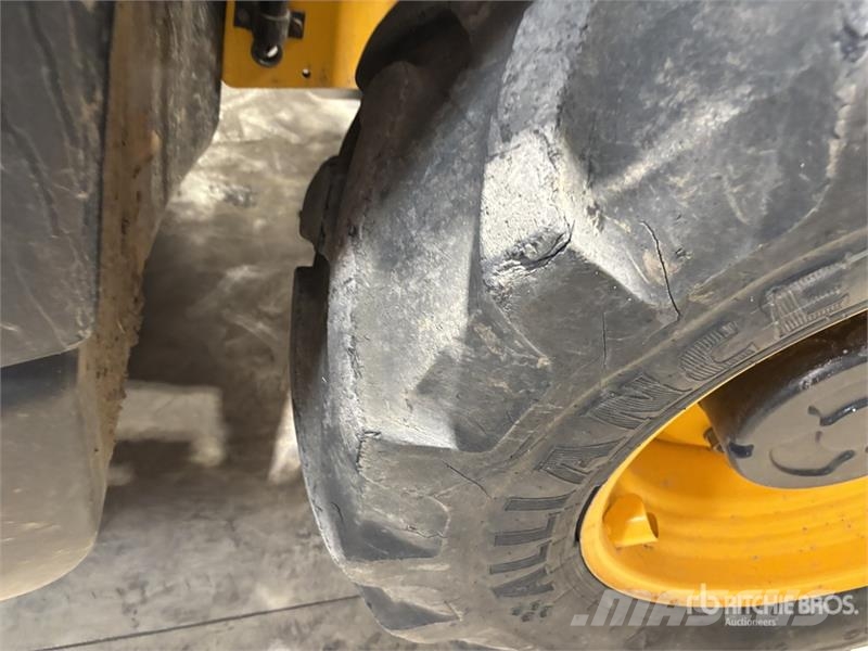 JCB 531-70 Agri Telehandler مناولات متداخلة