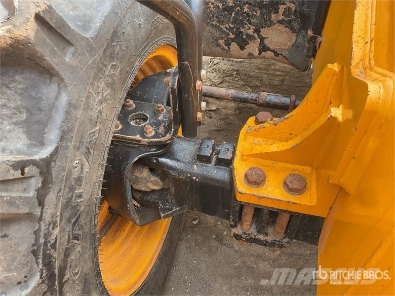 JCB 535-125 Teleskopiskie manipulatori