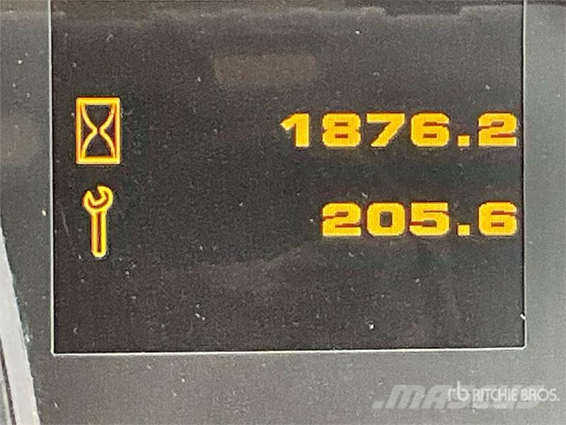 JCB 535-125 مناولات متداخلة