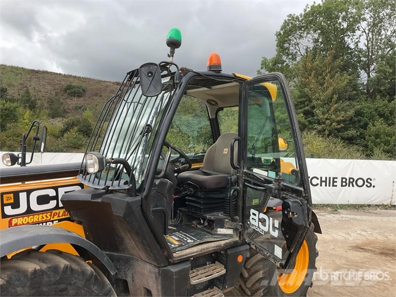 JCB 535-125 Teleskopiskie manipulatori
