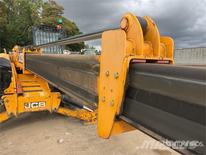 JCB 535-125 Teleskopiskie manipulatori