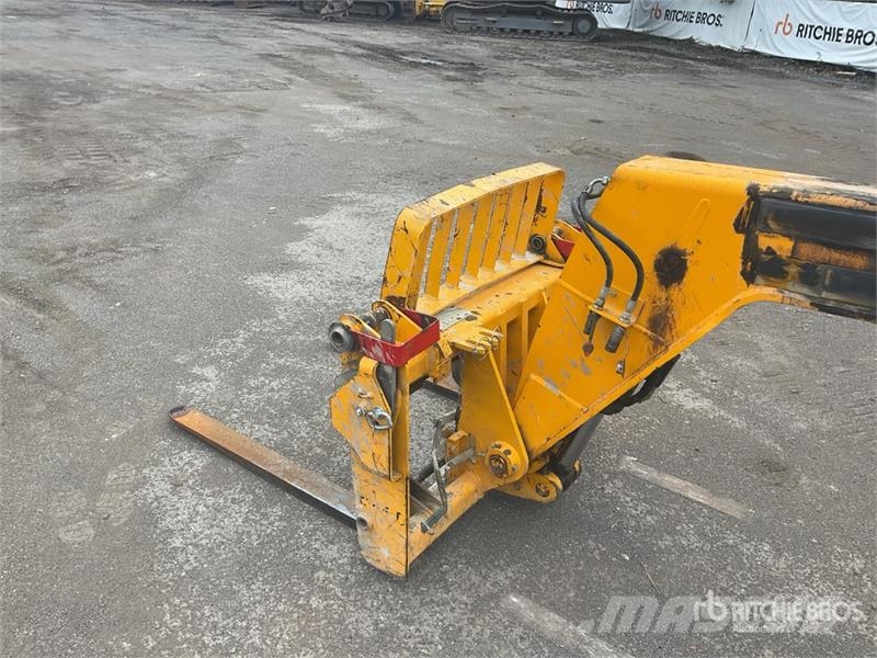 JCB 535-125 Teleskopiskie manipulatori