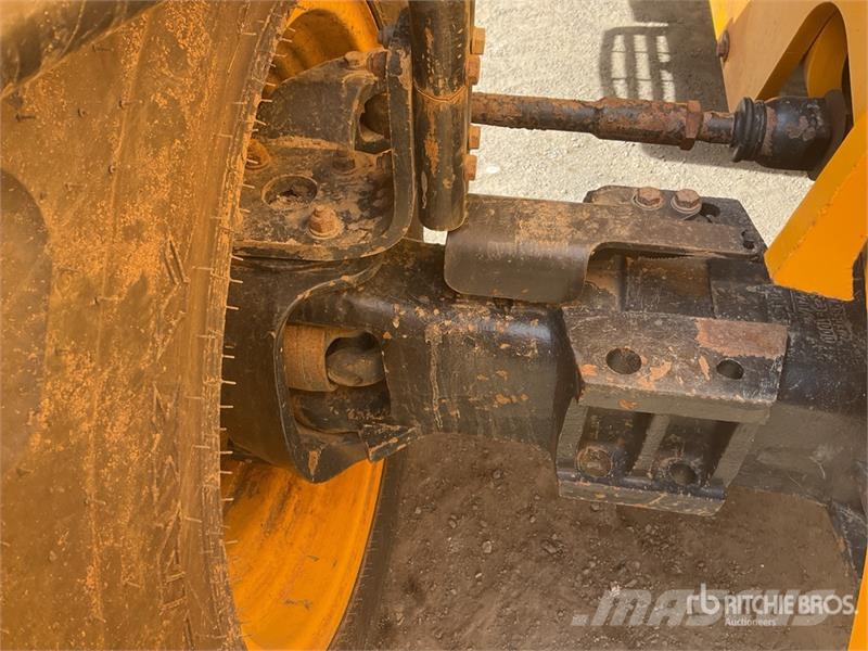JCB 535-125 Teleskopiskie manipulatori