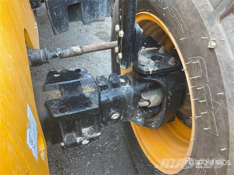 JCB 535-125 Teleskopiskie manipulatori
