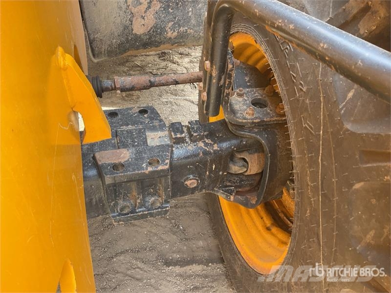 JCB 535-125 Teleskopiskie manipulatori