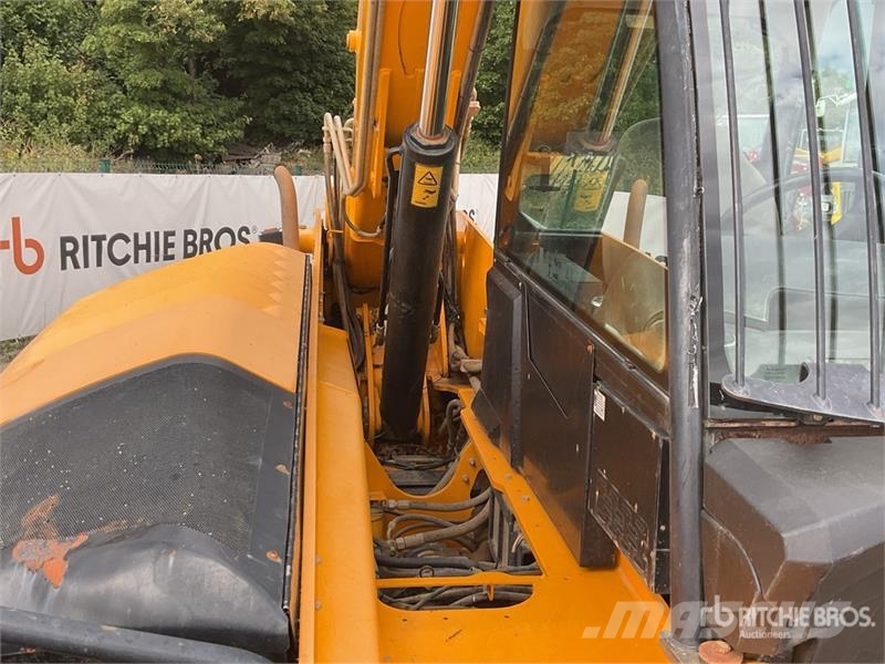 JCB 535-125 Teleskopiskie manipulatori