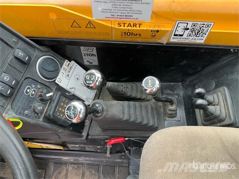 JCB 535-125 مناولات متداخلة