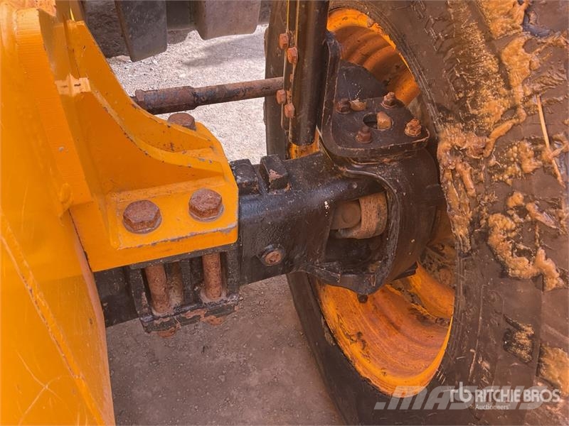 JCB 535-125 Teleskopiskie manipulatori