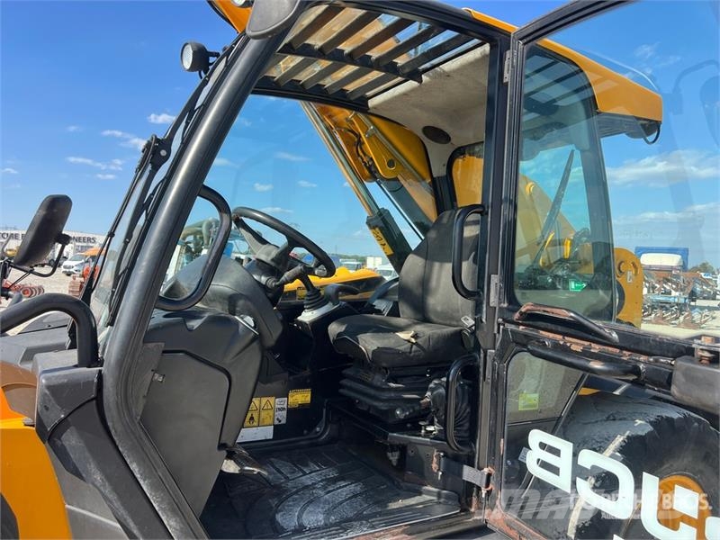 JCB 535-95 Teleszkópos rakodók
