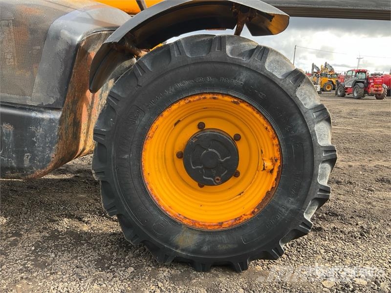JCB 535-95 Teleskoplæssere