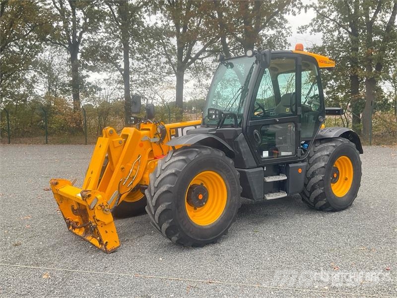 JCB 536-60 Agri Super Telehandler مناولات متداخلة