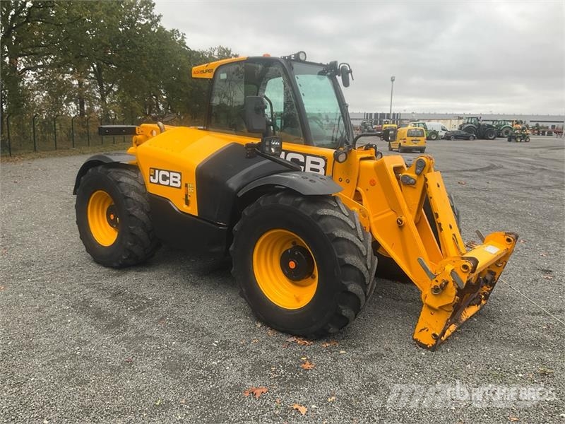 JCB 536-60 Agri Super Telehandler مناولات متداخلة
