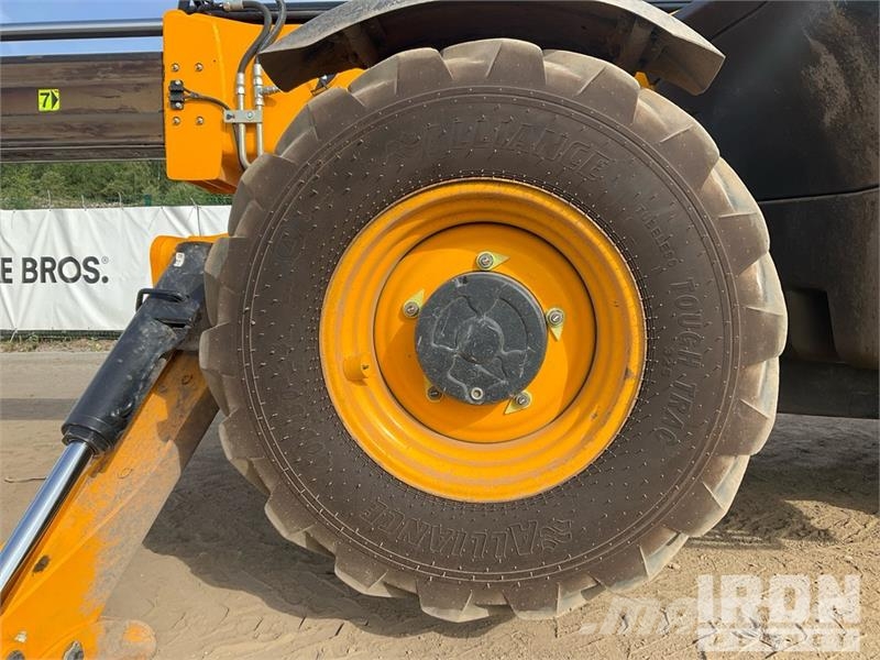 JCB 540-140 Teleszkópos rakodók
