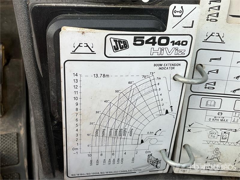 JCB 540-140 مناولات متداخلة