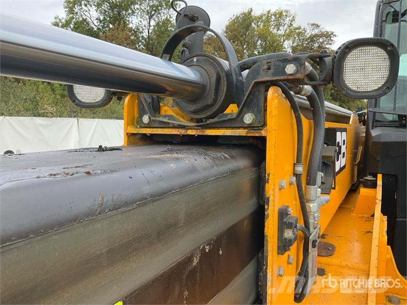 JCB 540-140 مناولات متداخلة