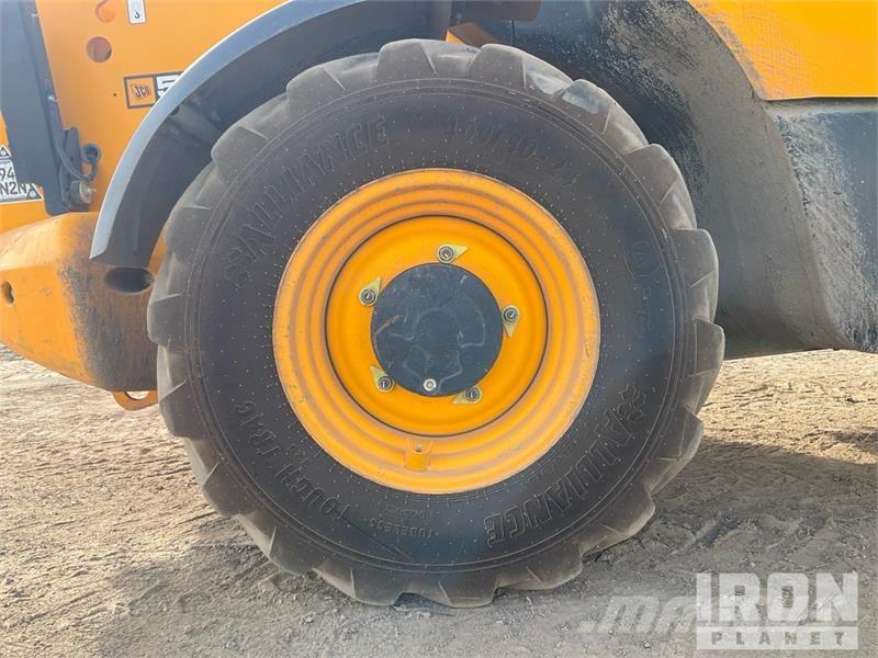 JCB 540-140 Teleszkópos rakodók