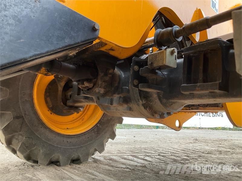 JCB 540-140 مناولات متداخلة