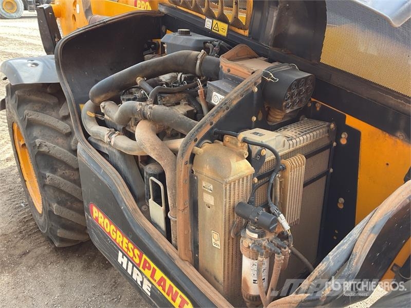 JCB 540-140 Teleszkópos rakodók