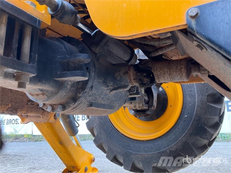JCB 540-140 مناولات متداخلة