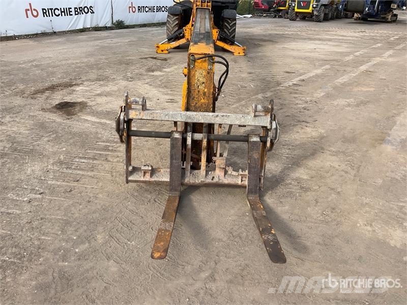 JCB 540-140 Teleszkópos rakodók