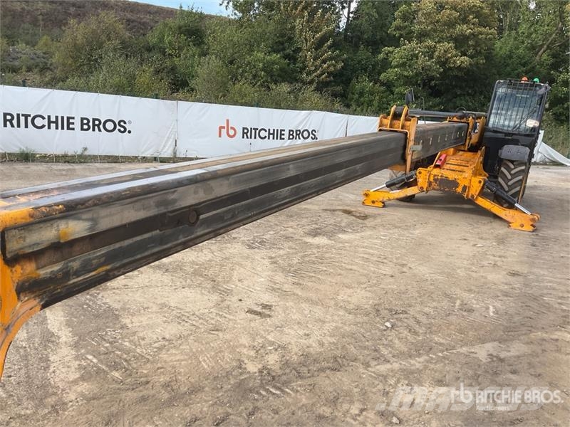 JCB 540-140 Teleszkópos rakodók