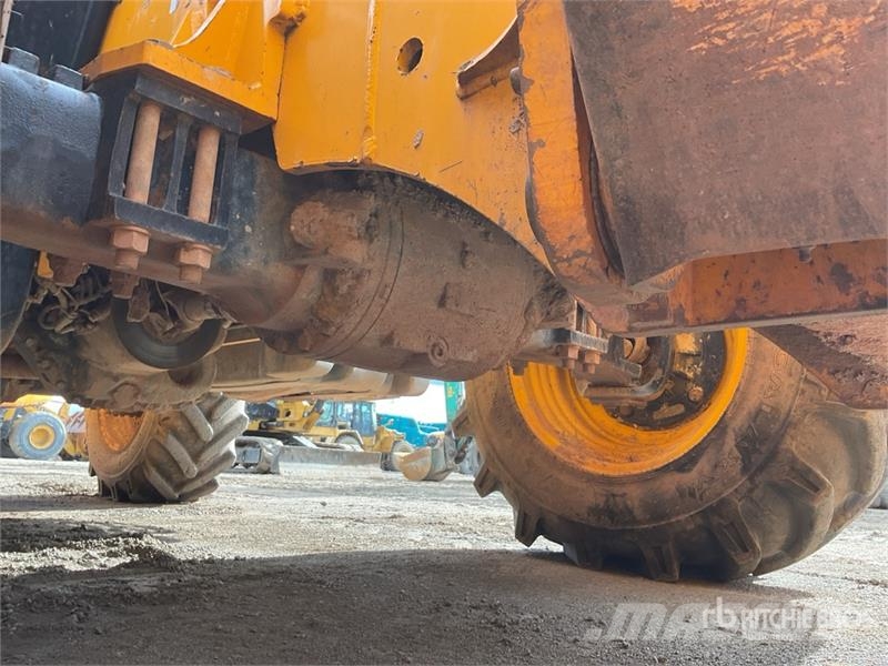 JCB 540-140 Teleszkópos rakodók
