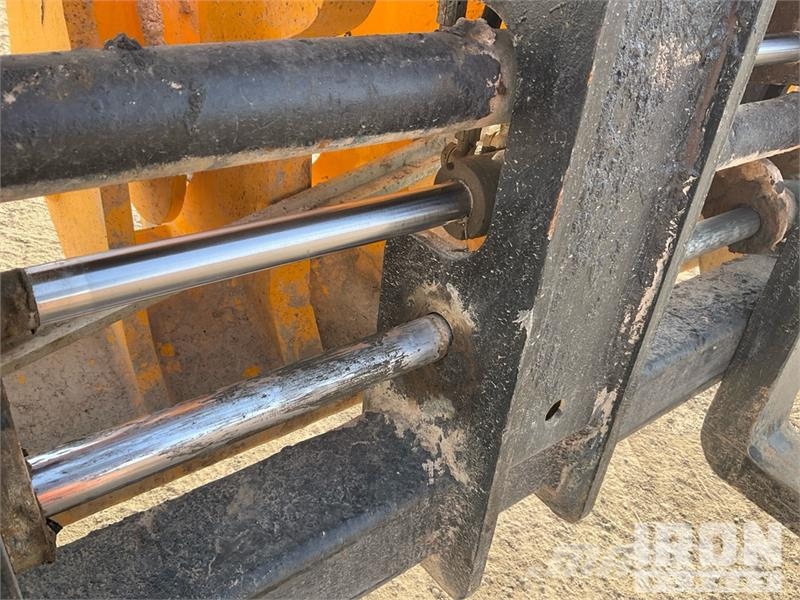 JCB 540-140 Teleszkópos rakodók