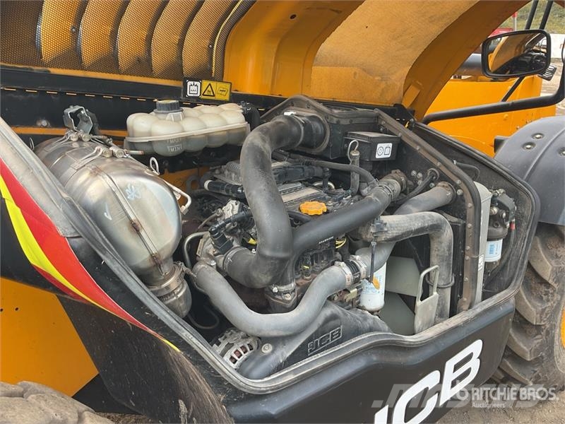 JCB 540-140 مناولات متداخلة