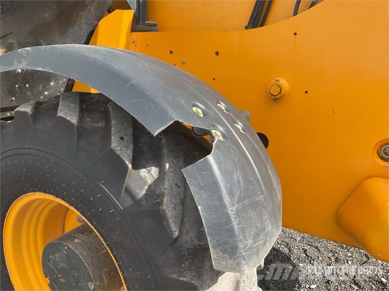 JCB 540-170 4x4 Telehandler 텔러 핸들러