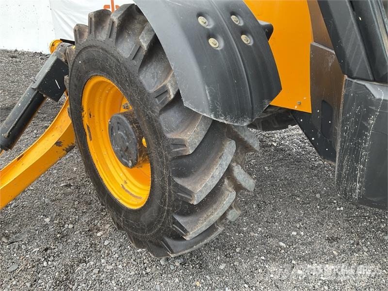 JCB 540-170 Telehandler Ładowarki teleskopowe
