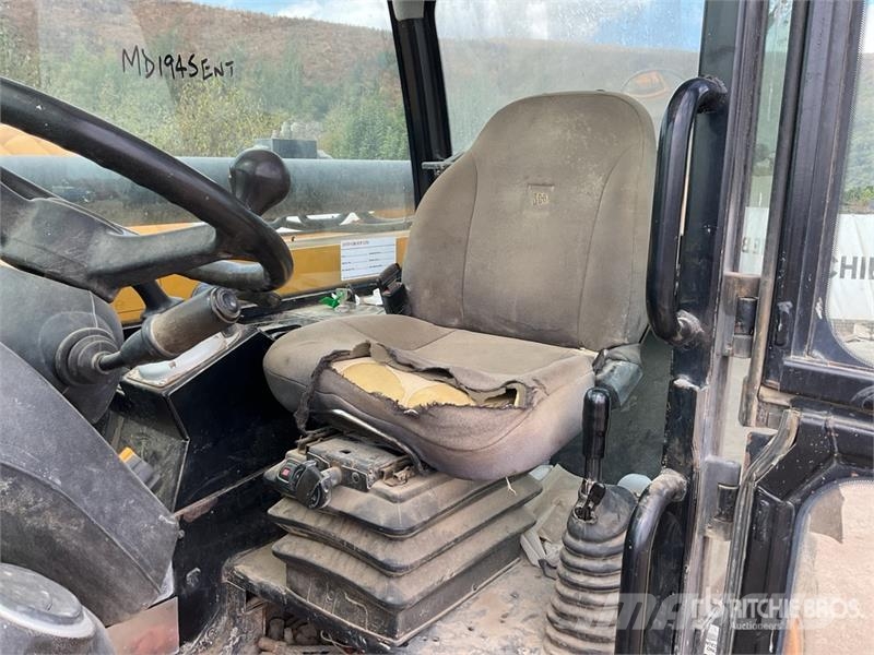 JCB 540-170 Telehandler (Inoperable) Verreikers