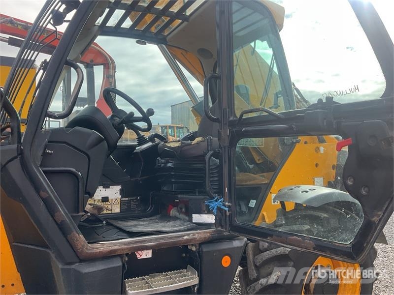 JCB 540-180 Telehandler Teleskopické manipulátory