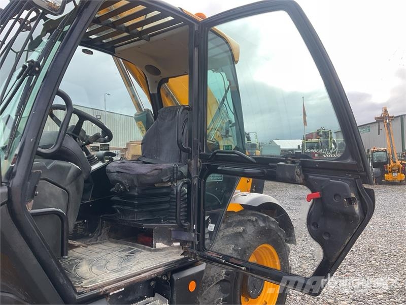 JCB 540-180 Telehandler Teleskopické manipulátory