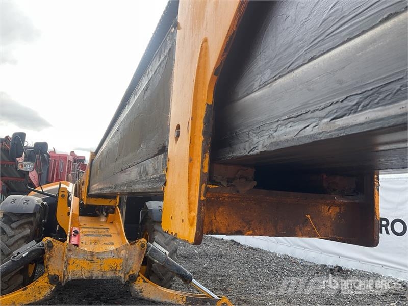 JCB 540-180 Telehandler Teleskopické manipulátory