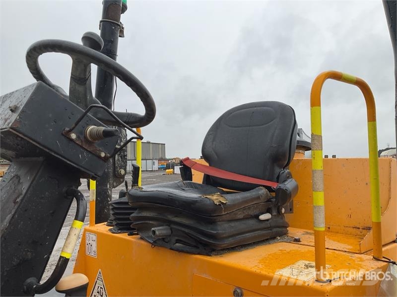 JCB 6 ton 4x4 Swivel Dumper Ne cestni demperji