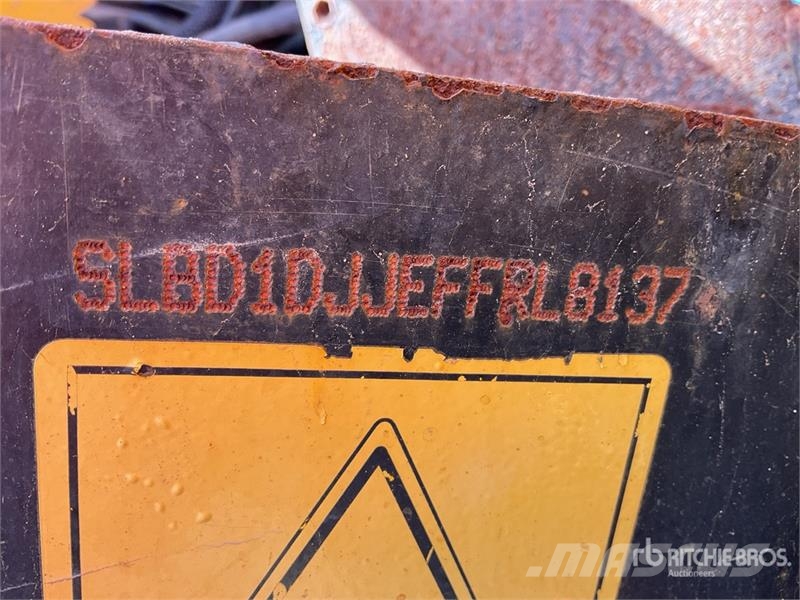 JCB 6 ton 4x4 Swivel Dumper Dúmpers de obra