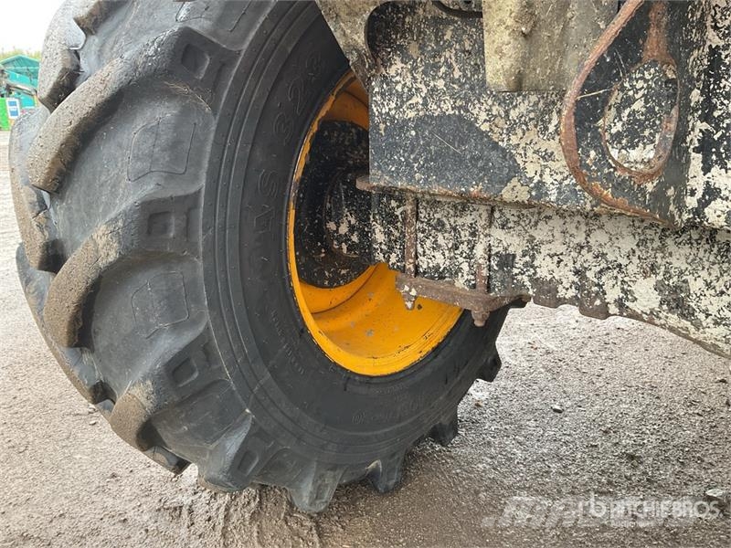 JCB 6 ton 4x4 Swivel Dumper Ne cestni demperji