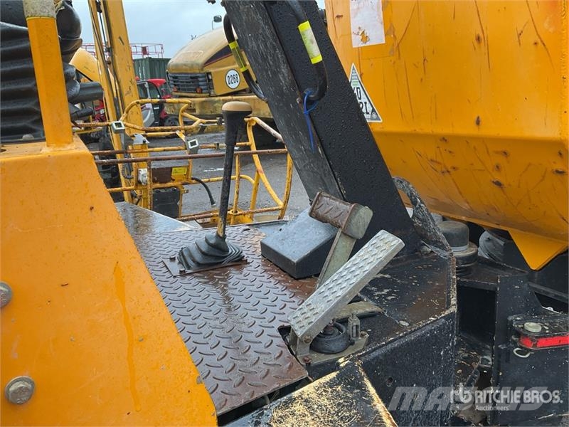 JCB 6 ton 4x4 Swivel Dumper Ne cestni demperji